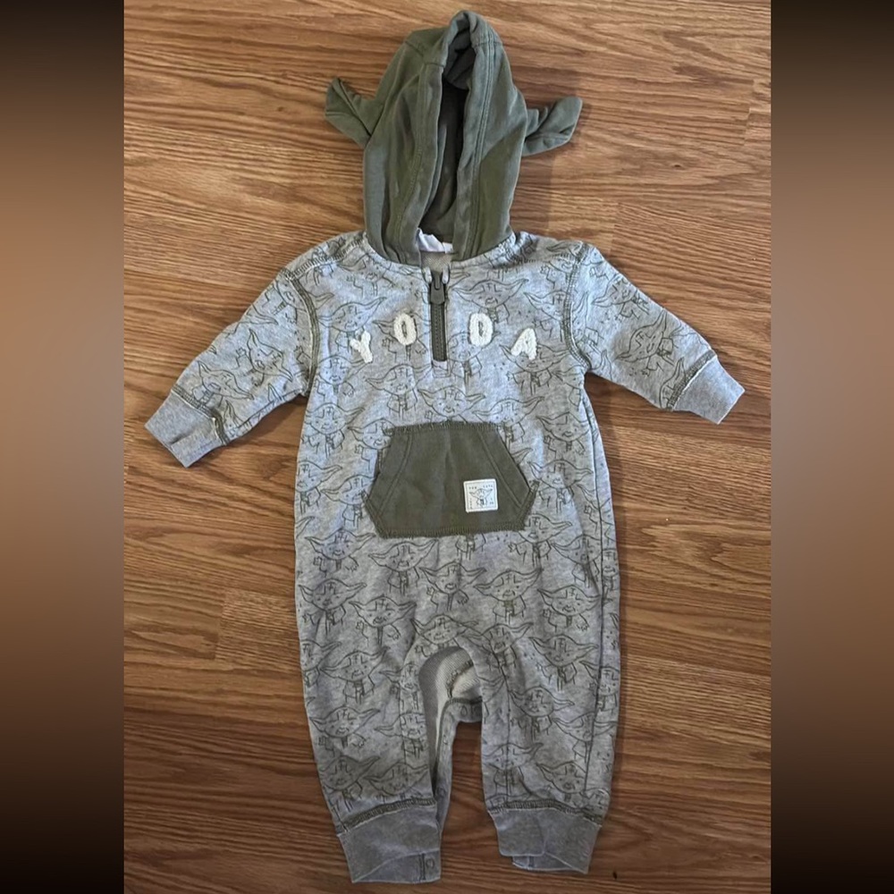 Baby gap Yoda Infant One piece with hood